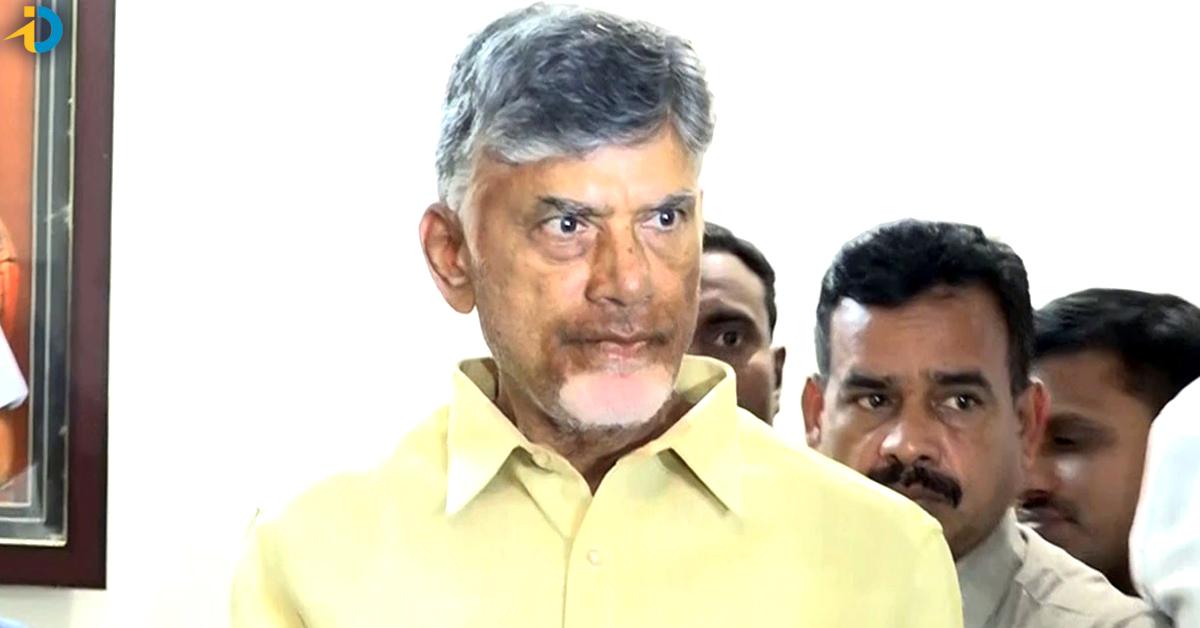 Four more cases haunting Chandrababu Naidu