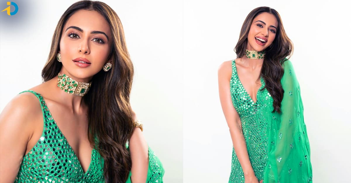 Rakul Preet’s Green Glam: A Stunning Photoshoot Showcase