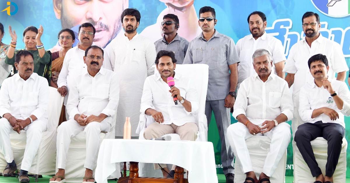 Jagan expands the Vahana Mitra scheme to truck owners